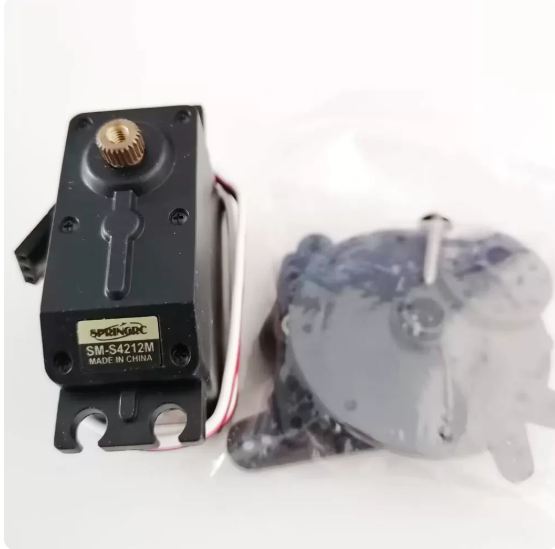 Servo Metal Gear - SpringRC SM-4212M 60g/12kg-cm/0.13秒 メタルギア デジタルサーボ 4212