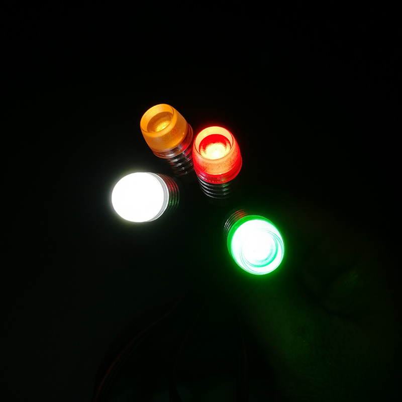 1.5W 12V LEDライト付きドローン,高輝度,自撮り棒 - Top Rc Hobby Mini Xcub のレビューと価格